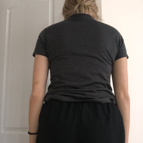 Nike Logo Dri-Fit Exercise Athletic Top (NWOT) - Picture 4 of 4